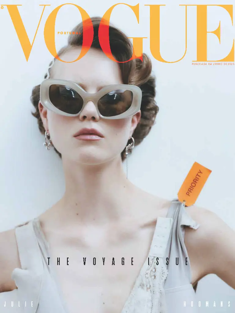 2023 06 Vogue, Portugal June 2023 The Voyage Le Sirenuse Page 1