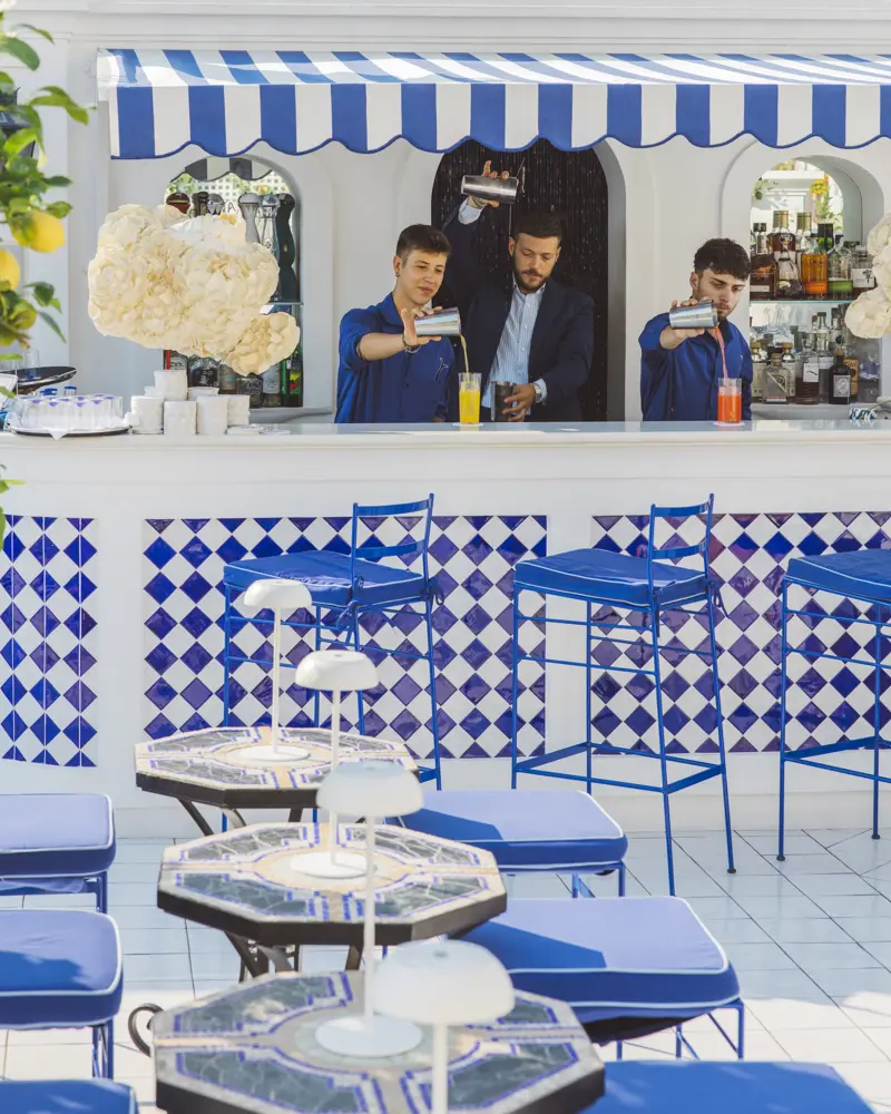 Blue Bar V