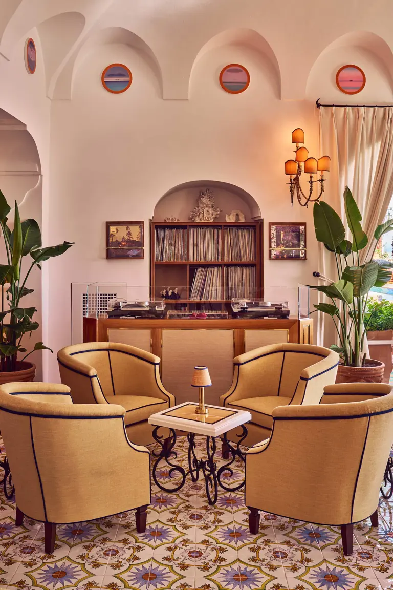 Le Sirenuse Dont Worry Bar 2199